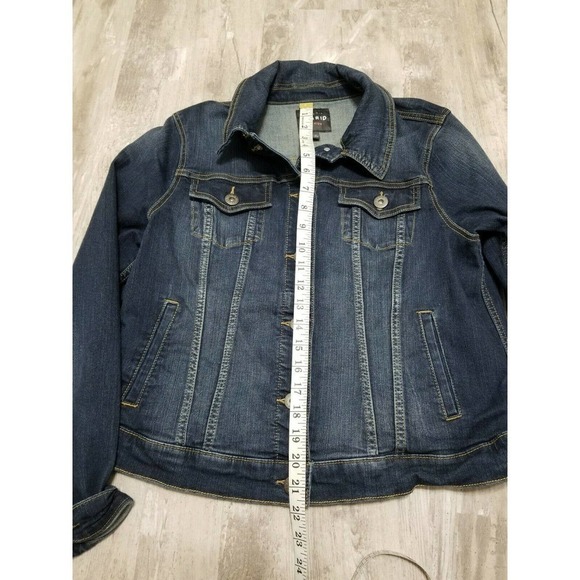 Torrid Premium Denim Jacket Stretch Long Sleeve Button Down Women's Size 0 - Picture 5 of 8